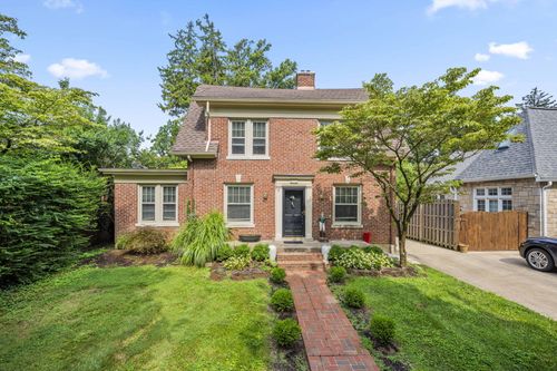 427 Dudley Rd, Lexington, KY, 40502 | Card Image