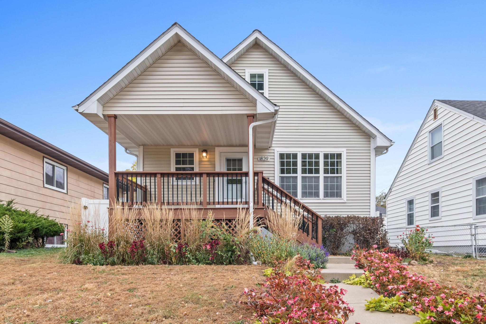 Ivan Way, Saint Paul, MN 55116