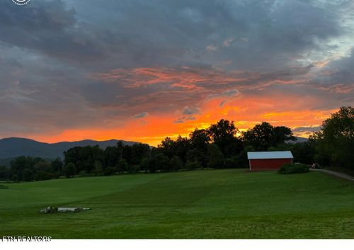 237 Myers Rd, Townsend, TN, 37882-4127 | Card Image