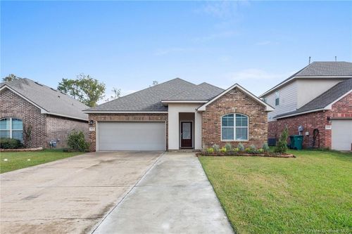 2432 Fenimore Loop, Westlake, LA, 70669-5400 | Card Image