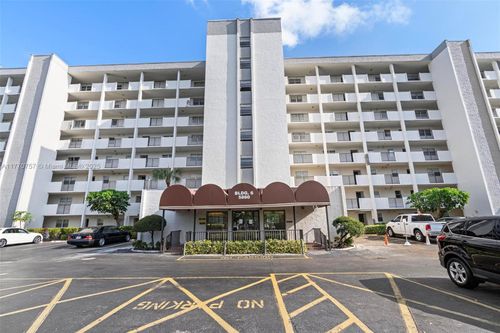 apt-109-5860 Nw 44th St, Lauderhill, FL, 33319-6142 | Card Image