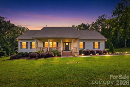 2453 Quarry Rd, York, SC, 29745-7720 | Card Image