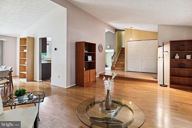 6202 Black Cherry Cir, House other with 4 bedrooms, 3 bathrooms and null parking in COLUMBIA MD | Image 7