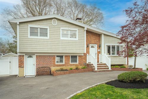 203 W 18th St, Deer Park, NY, 11729-4916 | Card Image