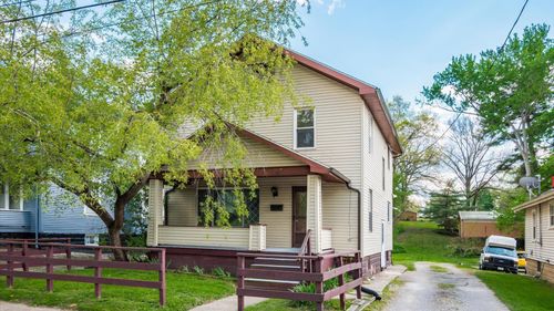 954 Pershing Rd, Zanesville, OH, 43701-5347 | Card Image