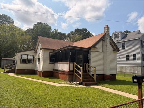 46 Langley St, Poquoson, VA, 23662-2206 | Card Image