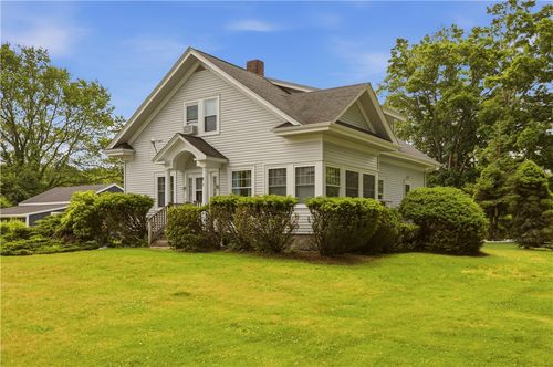 21 East Rd, Tiverton, RI, 02878-3501 | Card Image