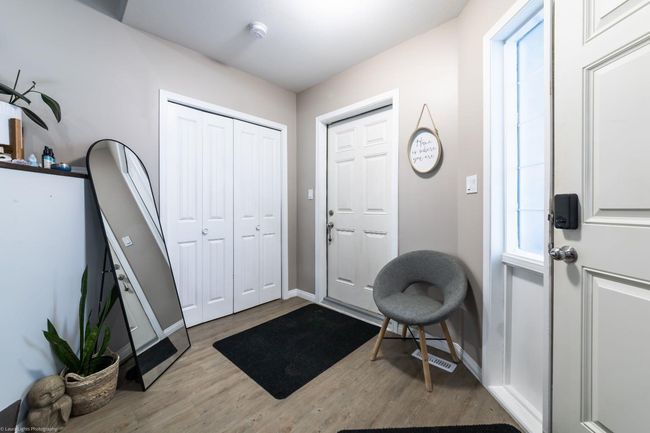 7004 39 Th Street, House other with 5 bedrooms, 3 bathrooms and 5 parking in Lloydminster AB | Image 4
