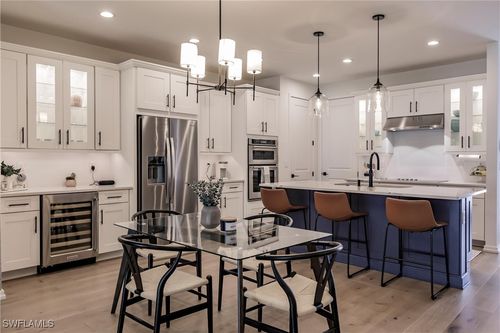 13005 Pembroke Dr, NAPLES, FL, 34105-5100 | Card Image