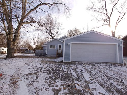 2680 N 48th Rd, Somonauk, IL, 60552-9872 | Card Image