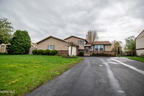 2214 Denton Ln, Maumee, OH, 43537-1170 | Card Image