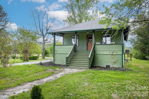 12 Sals Dr, Brevard, NC, 28712-4733 | Card Image
