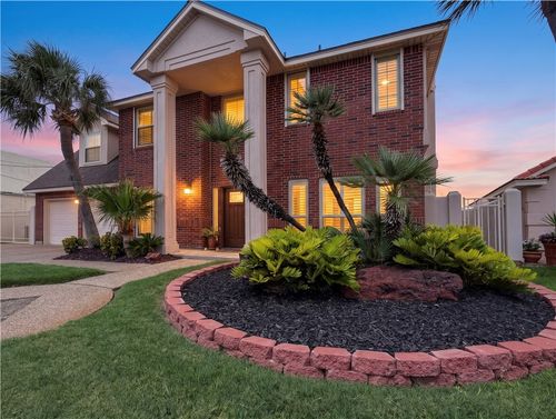 8210 Seashore Dr, Corpus Christi, TX, 78412-5312 | Card Image