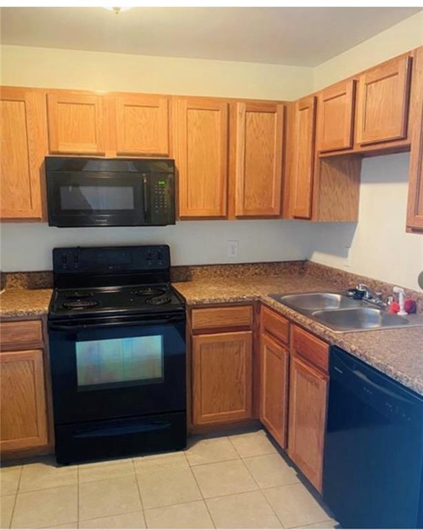 Camelot Dr, South Fulton, GA 30349