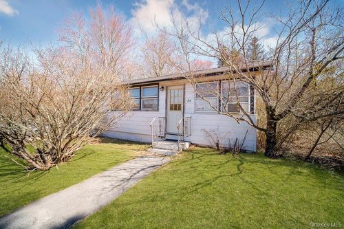 25 Miles And Marguerite, Fallsburg, NY, 12733 | Card Image