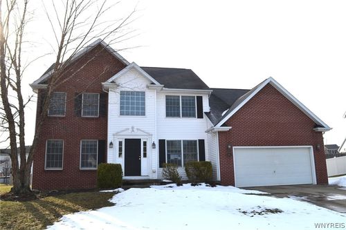 11 Taylor Ct, West Seneca, NY, 14224-4385 | Card Image