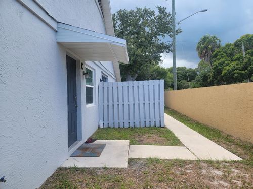 c-2001 Oleander Blvd, Fort Pierce, FL, 34950-5383 | Card Image