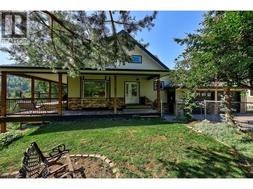 3060 Maquinna Rd, Pinantan Lake, BC, V0E3E1 | Card Image