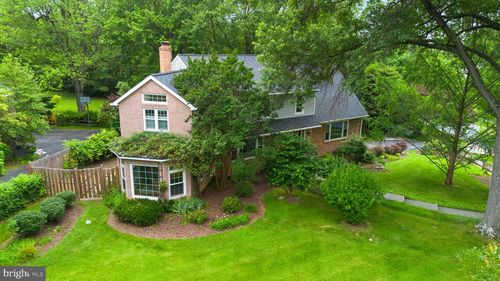 1 Orchard Way S, POTOMAC, MD, 20854-6129 | Card Image