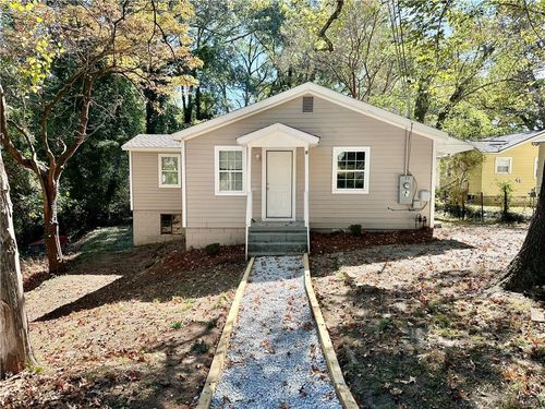 55 Bay St Ne, Fairburn, GA, 30213-1401 | Card Image