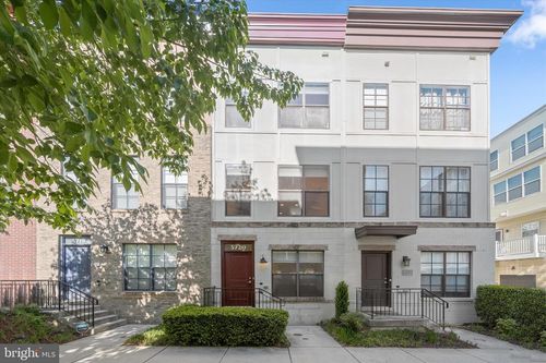 5720 46th Pl, HYATTSVILLE, MD, 20781-1946 | Card Image