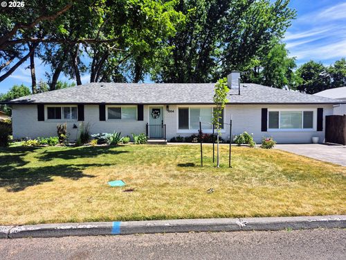 1504 Sw 41st St, Pendleton, OR, 97801 | Card Image