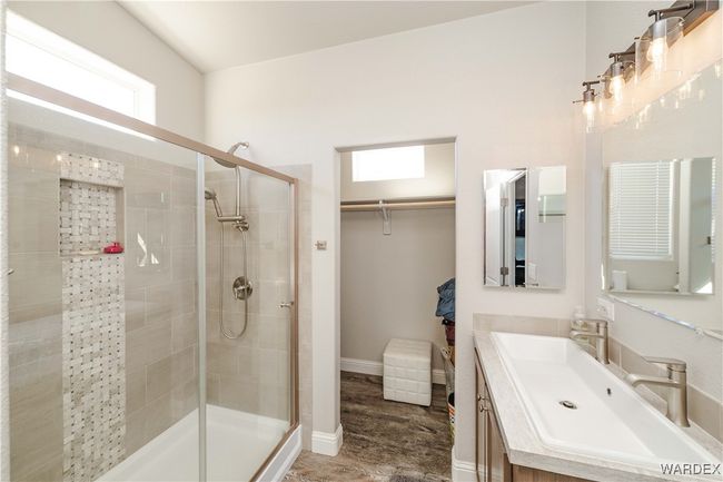Bathroom | Image 5