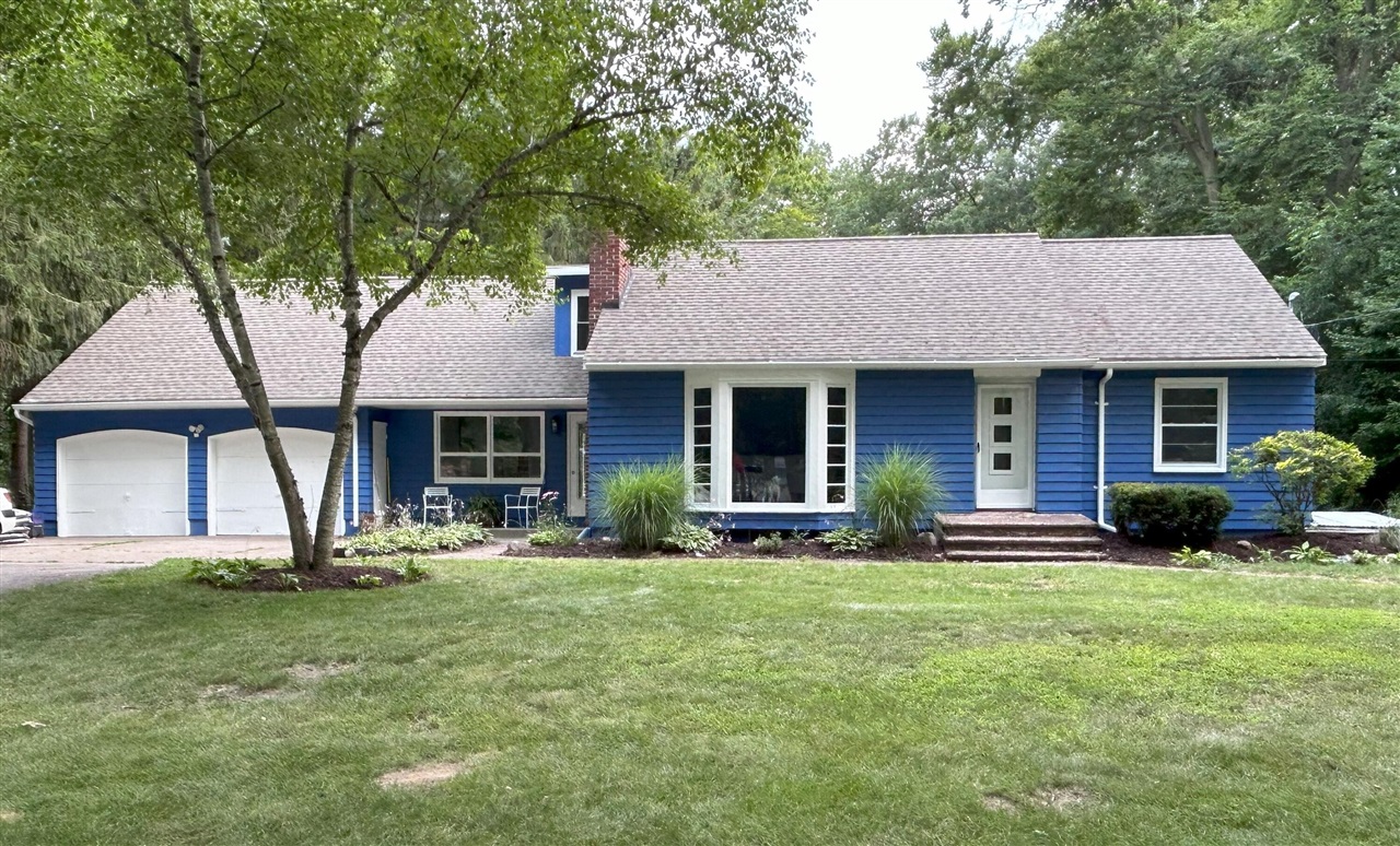 Fruitport Rd, Spring Lake, MI 49456