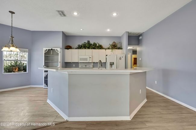 11257 Frigate Bird Ave, House other with 3 bedrooms, 2 bathrooms and null parking in WEEKI WACHEE FL | Image 15