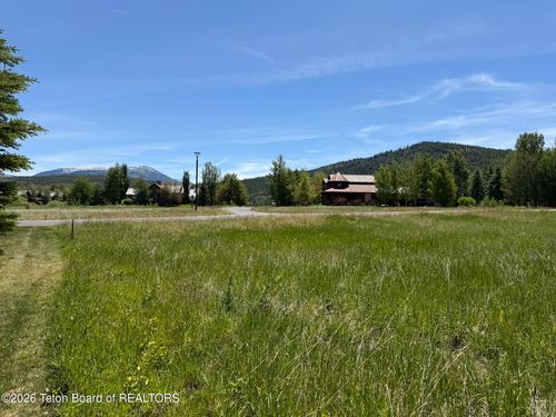 6 Winger Cir, Victor, ID, 83455-5553 | Card Image