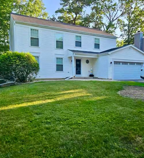 5469 Barnwood Dr, Gurnee, IL, 60031-1061 | Card Image