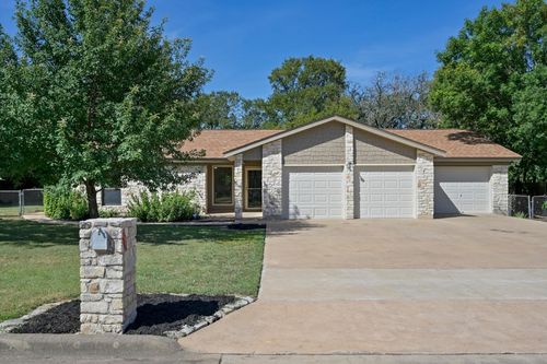 2202 Dawn Dr, Georgetown, TX, 78628-3310 | Card Image