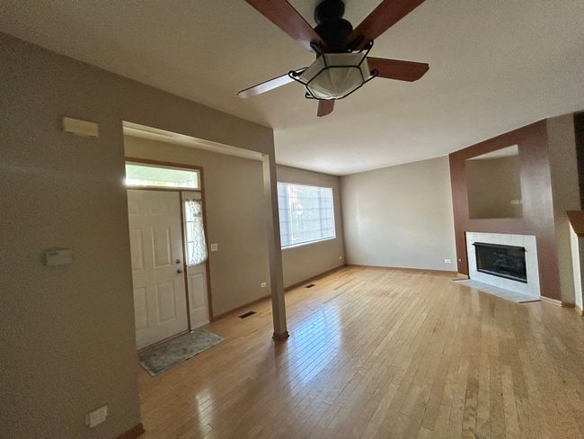 2254 Reflections Dr, Home with 2 bedrooms, 2 bathrooms and 2 parking in Aurora IL | Image 4