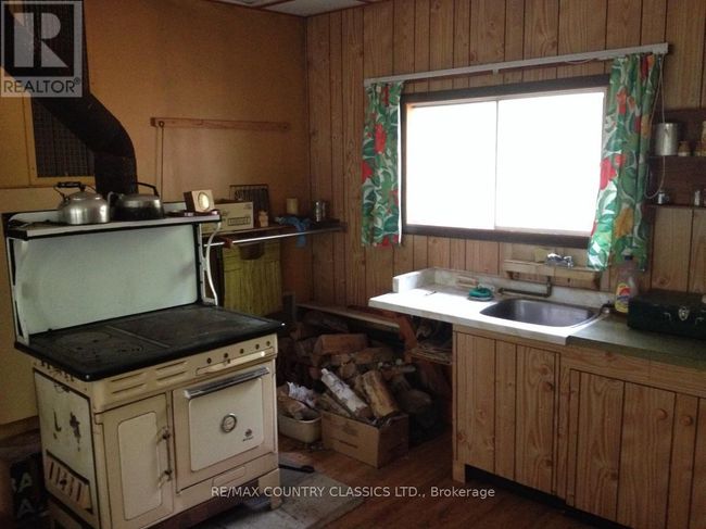 912A Ohio Rd, Home with 1 bedrooms, 0 bathrooms and 1 parking in Combermere ON | Image 13