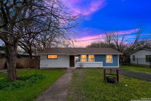 2905 Rogge Ln, Austin, TX, 78723-4732 | Card Image