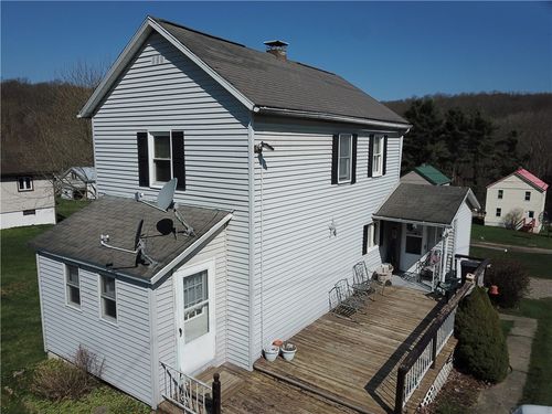 1027 1st St, Kittanning, PA, 16201-6001 | Card Image