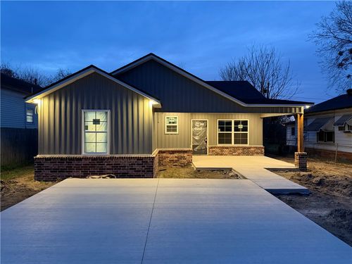 2021 30th Street, Fort Smith, AR, 72904 | Card Image