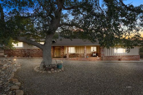 2805 Bobcat Dr, Lake Isabella, CA, 93240 | Card Image