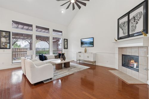 9857 Avalon Dr, Frisco, TX, 75035-9090 | Card Image