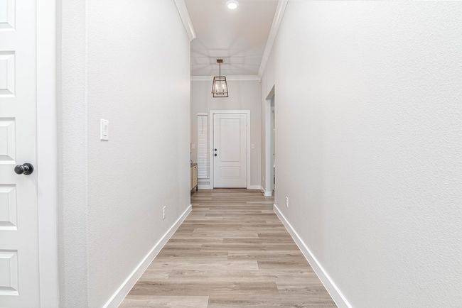 2013 Swenson St, House other with 4 bedrooms, 2 bathrooms and 2 parking in Midland TX | Image 4