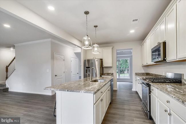 7947 Lee Hall Rd, House other with 5 bedrooms, 4 bathrooms and null parking in PASADENA MD | Image 16