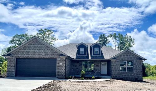 209 Patriot Trl, Berea, KY, 40403-9101 | Card Image