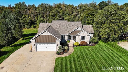 12307 Joshua Ct, Allendale, MI, 49401-8031 | Card Image