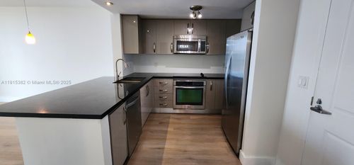 apt-1911-1250 S Miami Ave, Miami, FL, 33130-4114 | Card Image