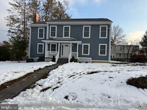 4500 N Chelsea Ln, BETHESDA, MD, 20814-4749 | Card Image