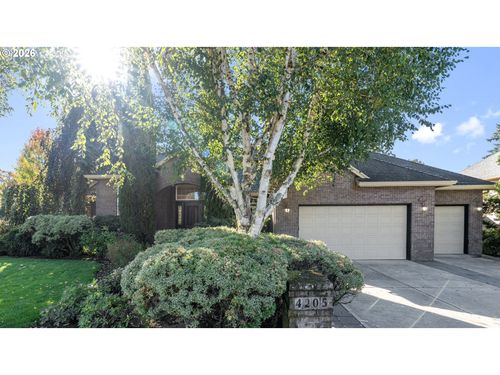 4205 Nw 118th Cir, Vancouver, WA, 98685-3592 | Card Image
