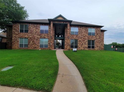 b-813 Betty Ct, Hurst, TX, 76053-6489 | Card Image