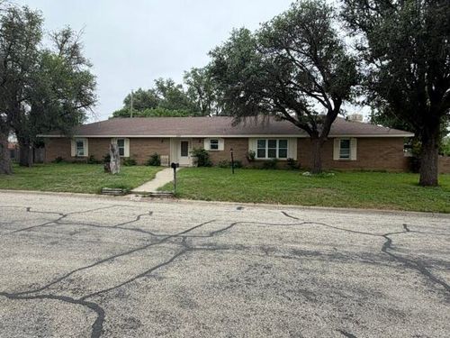 237 Edgewood Dr, San Angelo, TX, 76903-9113 | Card Image