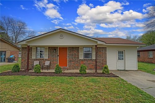 1505 S Boston, Russellville, AR, 72801 | Card Image