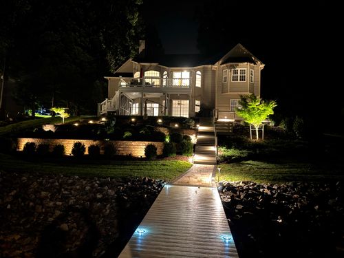 625 Winding Waters Dr, Moneta, VA, 24121-5003 | Card Image